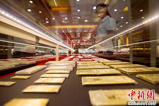 澳门六福珠宝黄金价格今日一克之探，视频揭秘黄金市场的脉动